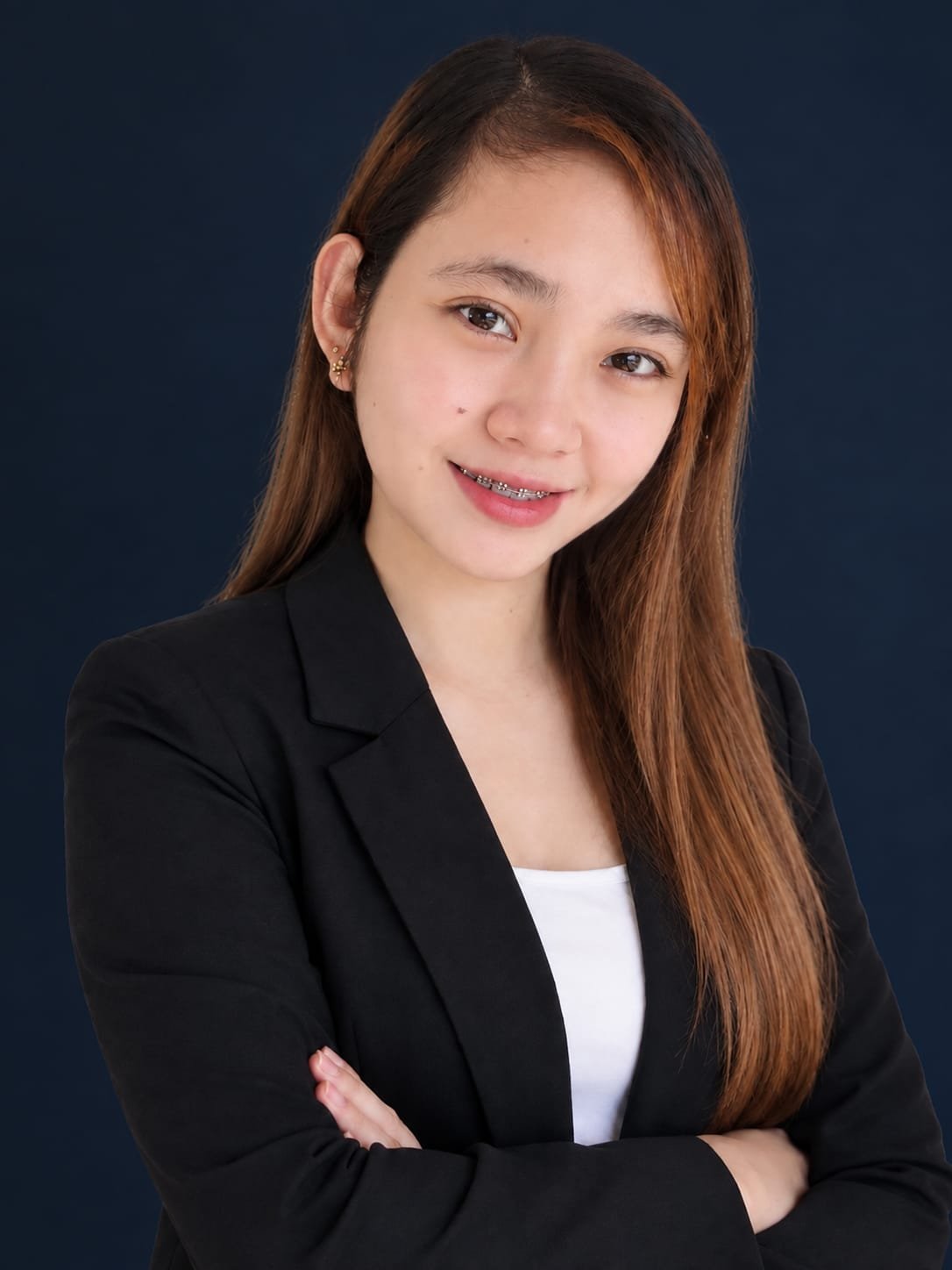 Jennilet Sambrano, Administrative Officer