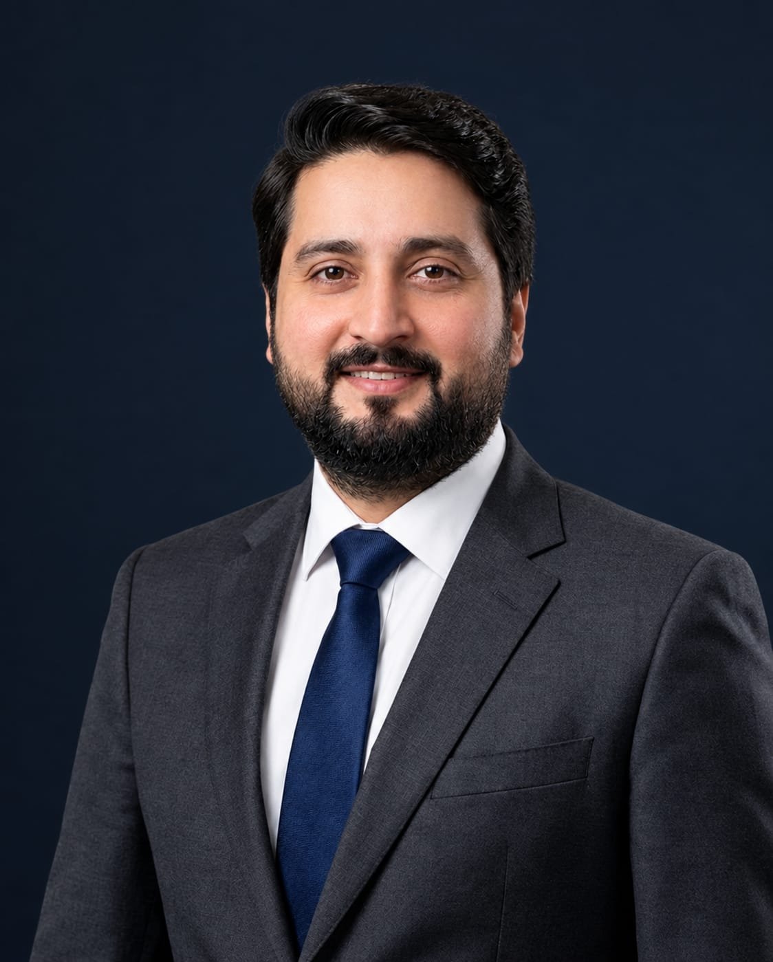 Shahrukh Safdar, Accountant